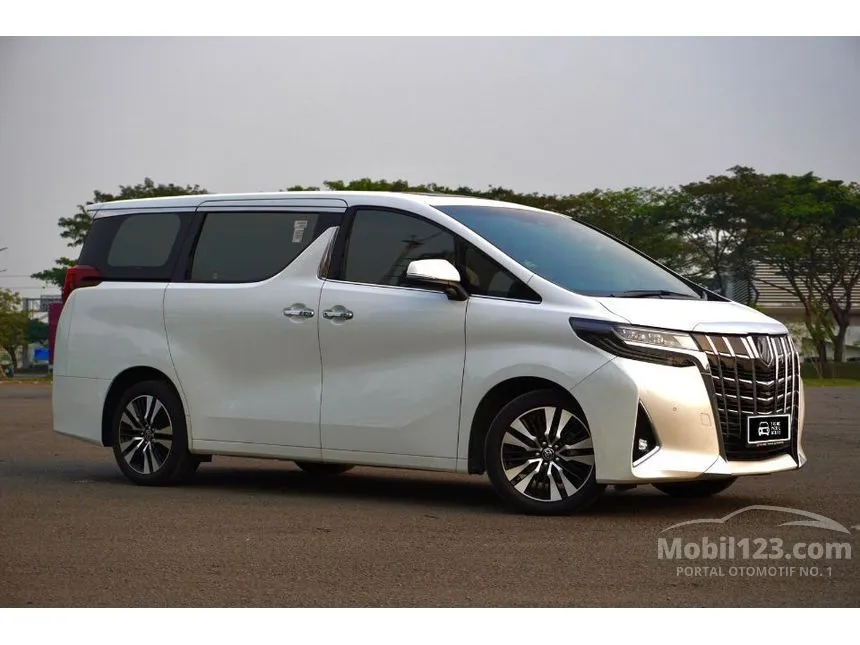 2022 Toyota Alphard G MPV