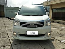 2013 Toyota NAV1 2.0 V Matic