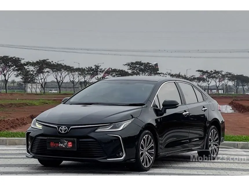 2021 Toyota Corolla Altis V Sedan