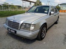 1991 Mercedes-Benz 230E 2.3 Sedan