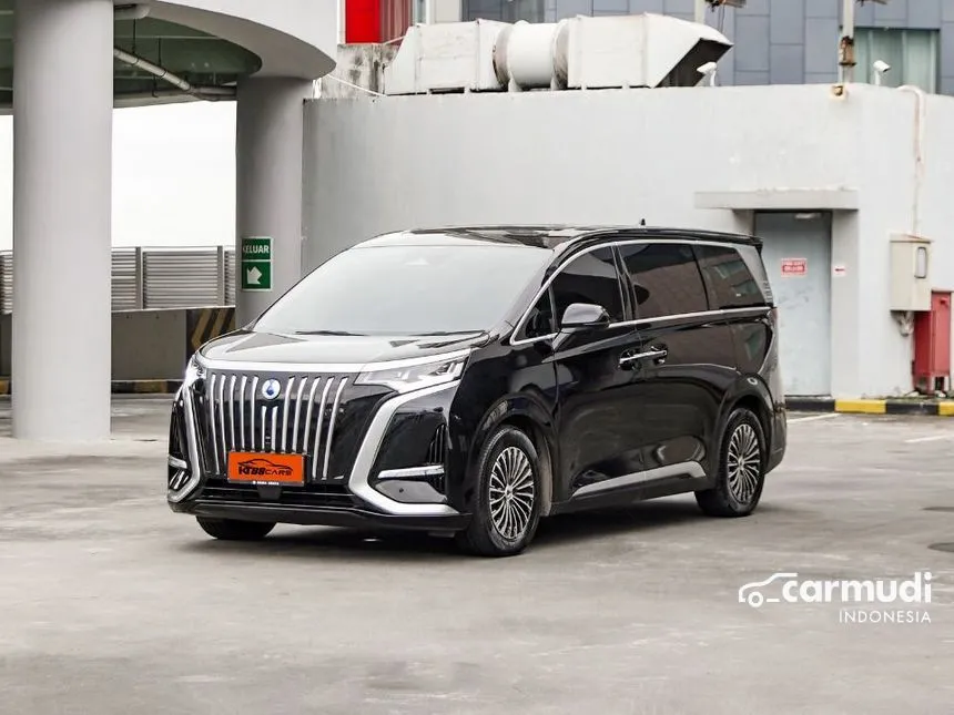 2025 Denza D9 Advanced MPV