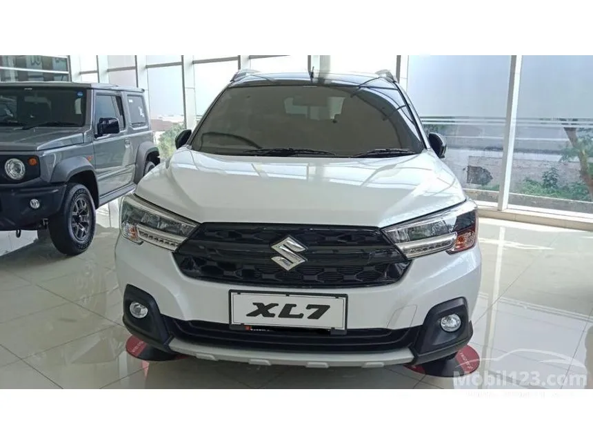 Jual Mobil Suzuki XL7 2024 BETA Hybrid 1.5 di Banten Automatic Wagon Lainnya Rp 220.000.000