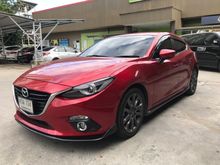 2015 Mazda 3 2.0 (ปี 14-17) S Sports Hatchback AT