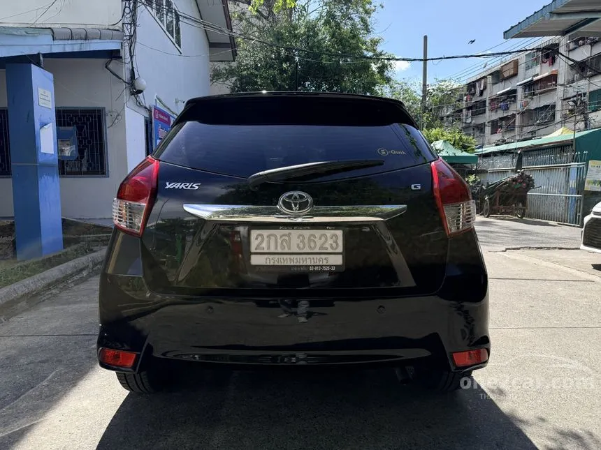 2013 Toyota YARIS G Hatchback