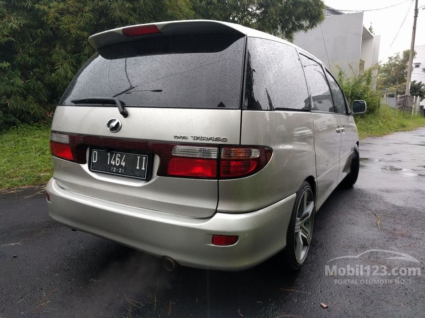 Toyota previa 2000