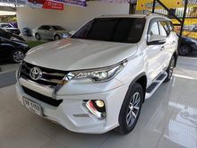 2015 Toyota Fortuner 2.8 (ปี 15-18) V Wagon AT
