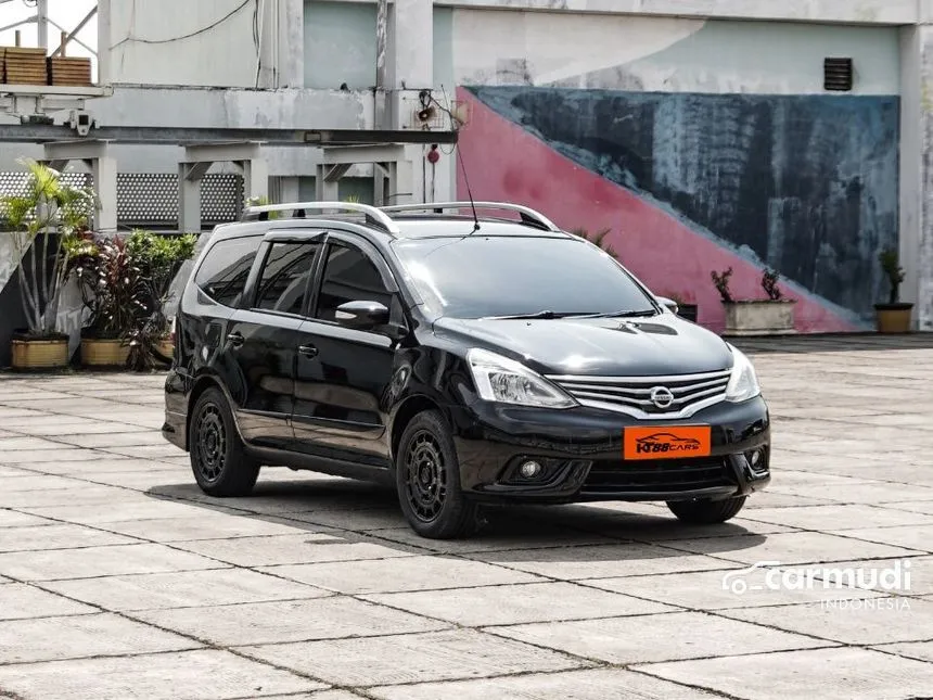2013 Nissan Grand Livina XV MPV