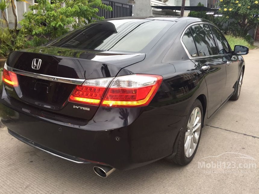 Jual Mobil Honda Accord 2013 V6 3 5 Di Dki Jakarta Automatic Sedan Hitam Rp 339 000 000 3568060 Mobil123 Com