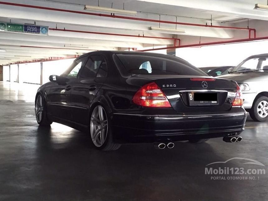 Jual Mobil  Mercedes  Benz E Class 2002 2 6 di Banten 