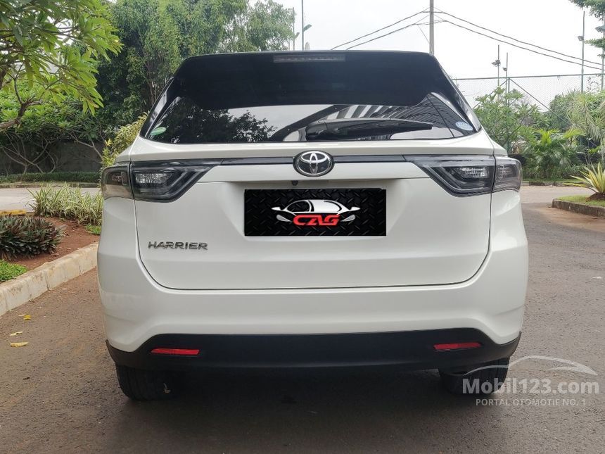 Toyota harrier xu60