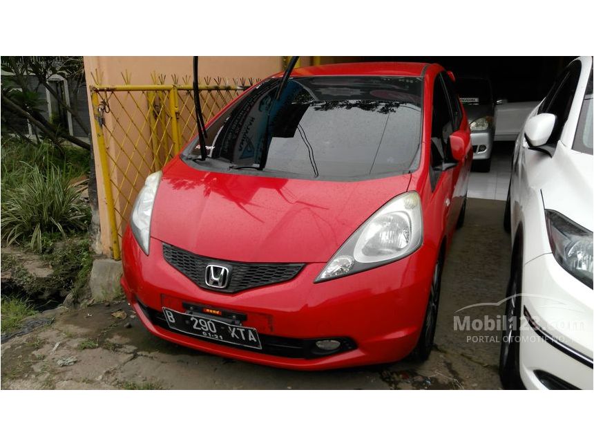 Jual Mobil  Honda Jazz  2011 S 1 5 di Banten  Automatic 