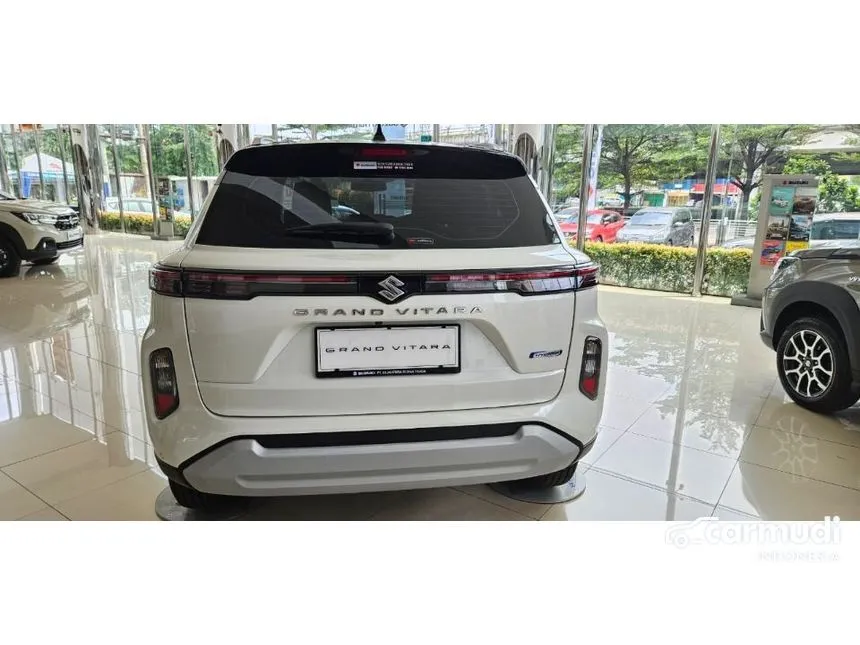 Jual Mobil Suzuki Grand Vitara 2024 MHEV GX Two Tone 1.5 di Banten Automatic SUV Putih Rp 325.000.000