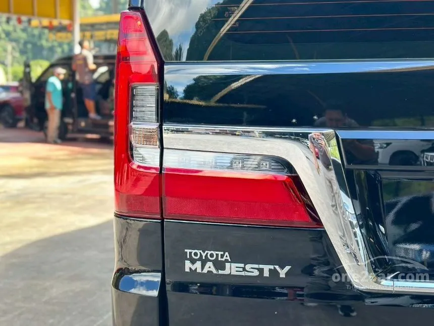 2020 Toyota Majesty Premium Van