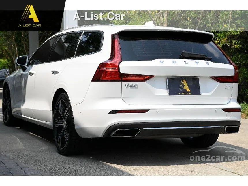 2022 Volvo V60 Recharge T8 Inscription Wagon