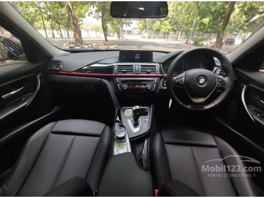 2014 BMW 320i Sport Sedan
