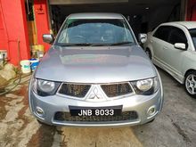 2011 Mitsubishi Triton 2.5 Base Spec Pickup Truck
