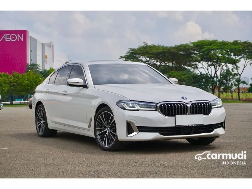 2022 BMW 530i M Sport Sedan