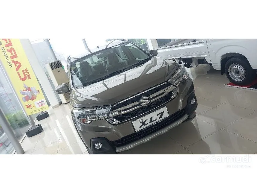 Jual Mobil Suzuki XL7 2024 Zeta 1.5 di Jawa Barat Automatic SUV Abu