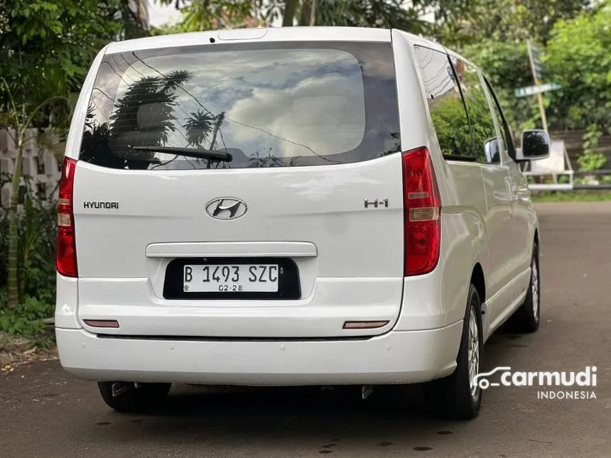 2012 Hyundai H-1 Elegance MPV