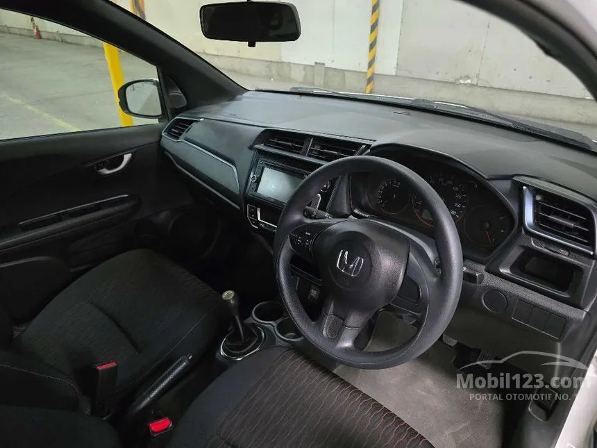 2016 Honda Brio RS Hatchback