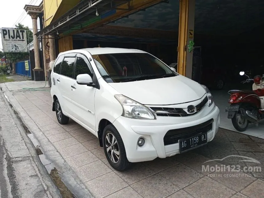 Jual Mobil Daihatsu Xenia 2015 R SPORTY 1.3 di Jawa Timur Manual MPV Putih Rp 125.000.000