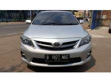 2010 Toyota Corolla Altis 2.0 V (kredit dibantu)