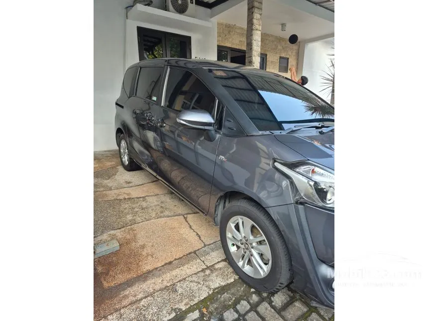 2018 Toyota Sienta G MPV