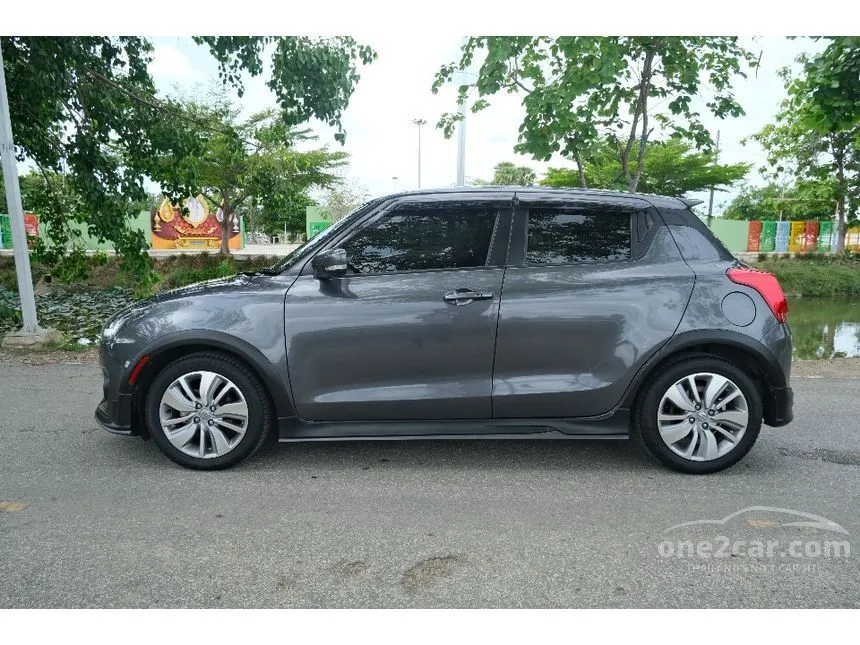 2022 Suzuki SWIFT GLX Hatchback