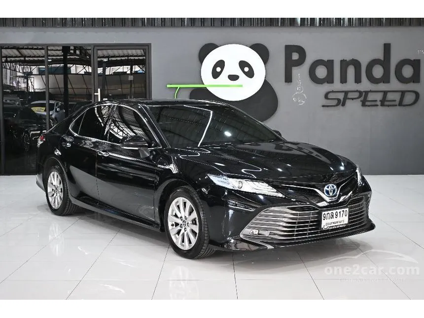 2020 Toyota CAMRY Hybrid Sedan
