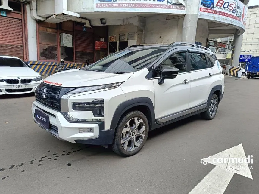 2023 Mitsubishi Xpander CROSS Premium Package Wagon