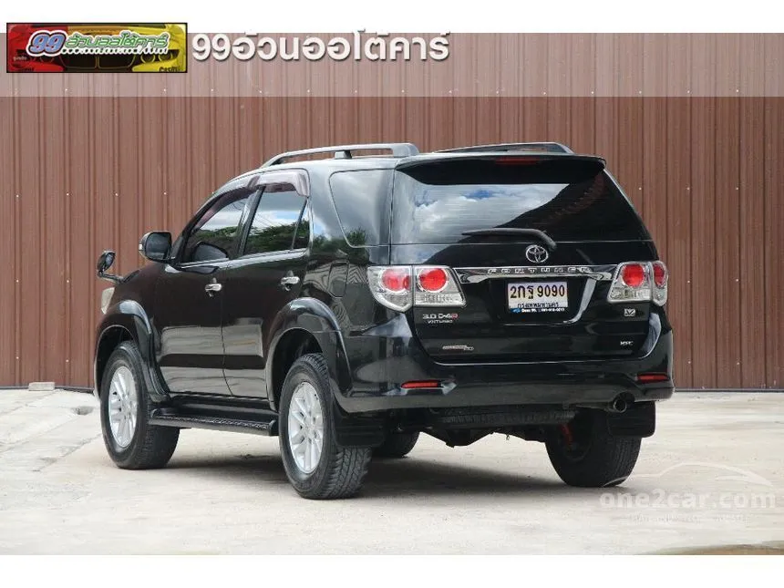 2012 Toyota FORTUNER V SUV