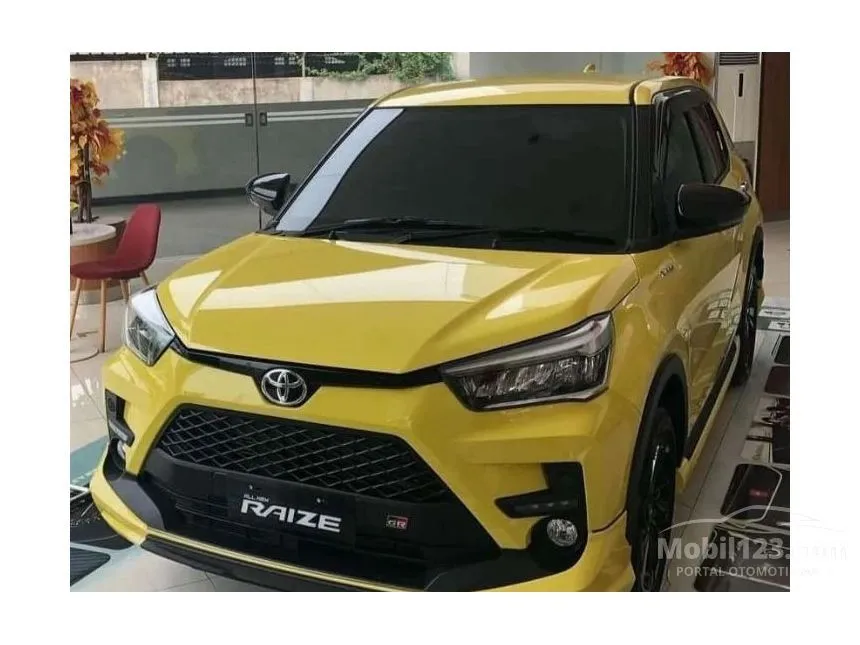 Jual Mobil Toyota Raize 2023 GR Sport 1.0 di Sumatera Utara Automatic Wagon Kuning Rp 224.500.000