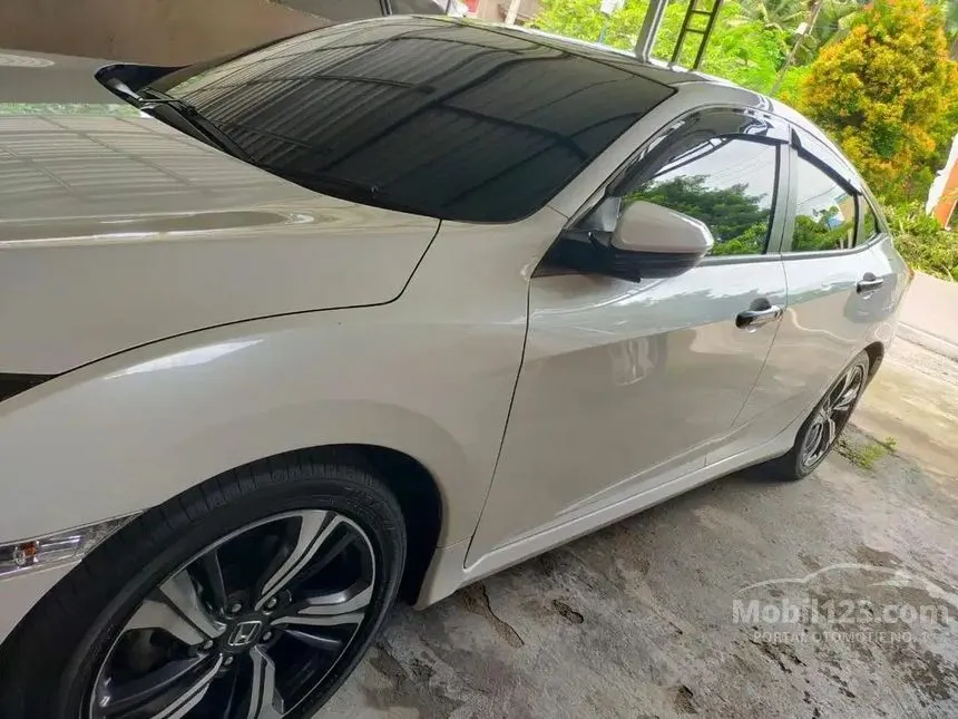 Jual Mobil Honda Civic 2019 1.5 di Sulawesi Selatan Automatic Sedan Putih Rp 360.000.000