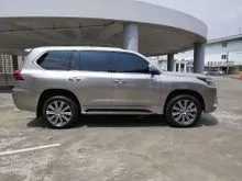 2016 Lexus LX 570 5.7 SUV