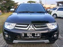 Pajero Sport GLS Manual Diesel 2015 Hitam, KM Low, Mulus Luar Dalam