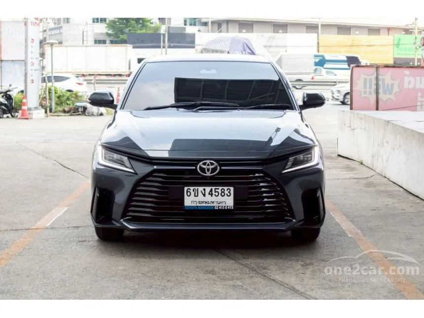 2024 Toyota Yaris Ativ Premium Sedan