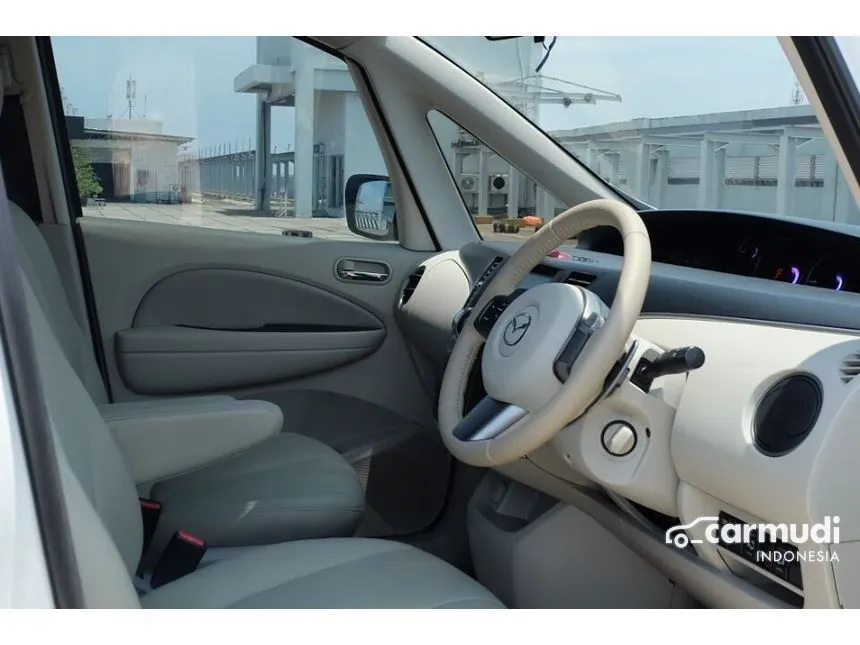 2014 Mazda Biante SKYACTIV-G MPV