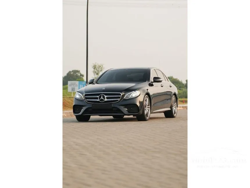 2018 Mercedes-Benz E300 AMG Line Sedan