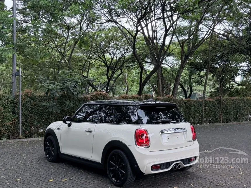 2014 MINI Cooper S 3 Door Hatchback