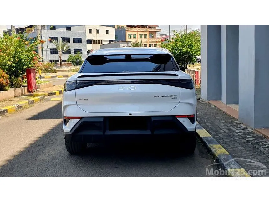 2025 BYD Sealion 7 Performance SUV