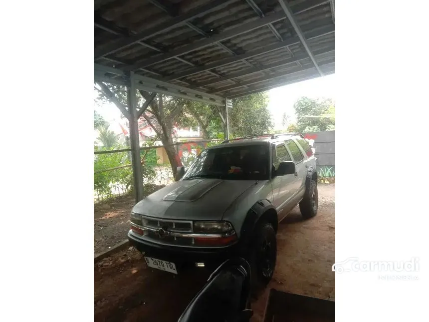 2002 Opel Blazer Montera LN SUV