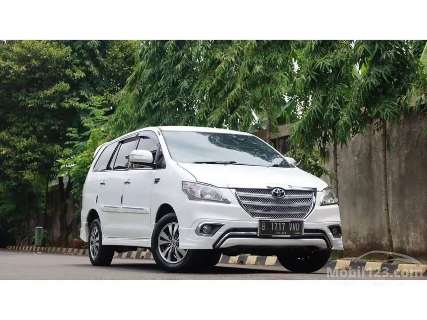 Jual Mobil Toyota Kijang Innova 2015 G Luxury 2.0 di Banten Automatic MPV Putih Rp 185.000.000