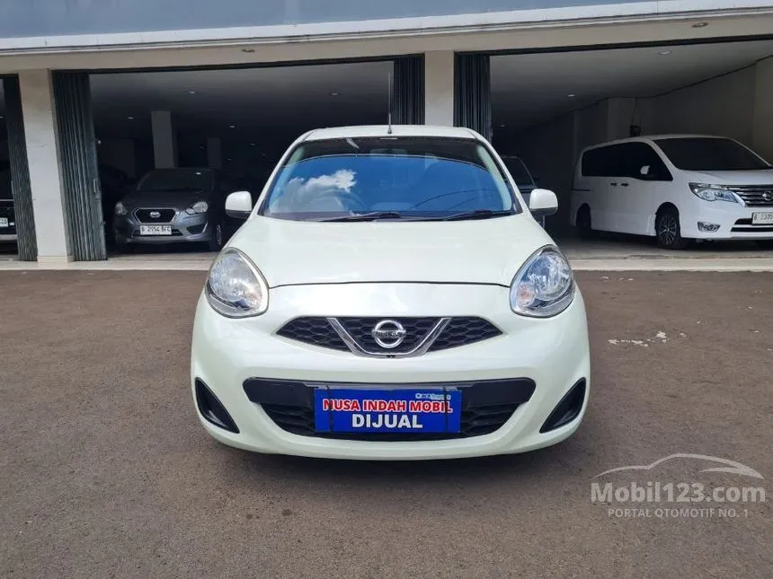 2015 Nissan March Hatchback