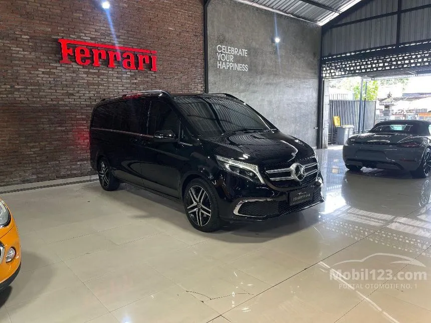 2022 Mercedes-Benz V250 Avantgarde Van