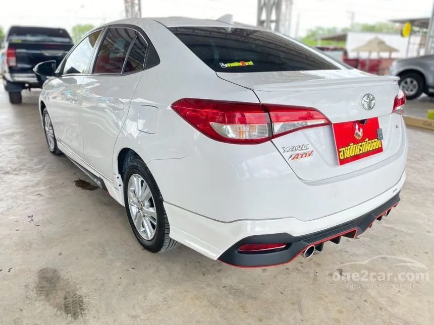 2017 Toyota Yaris Ativ E Sedan