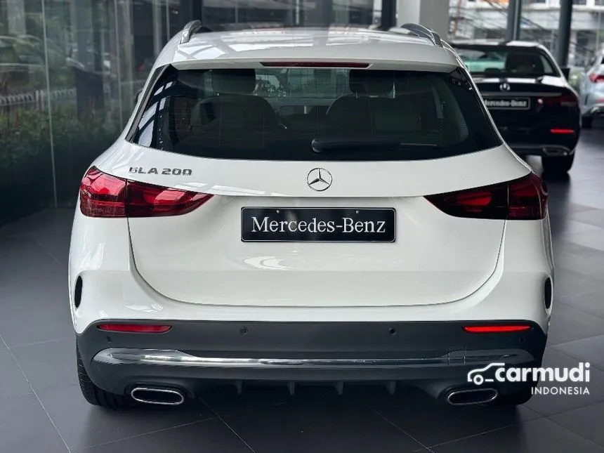 2024 Mercedes-Benz GLA200 AMG Line SUV