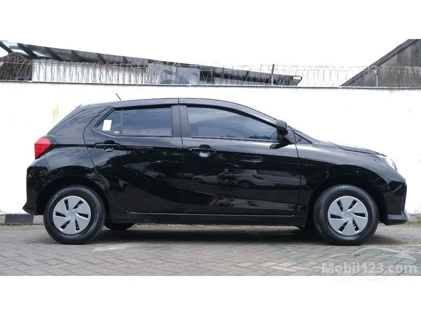 2024 Daihatsu Ayla M Hatchback