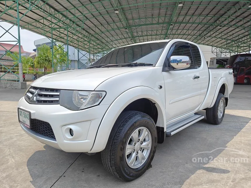 2014 Mitsubishi TRITON GLS Plus Mega Cab Pickup