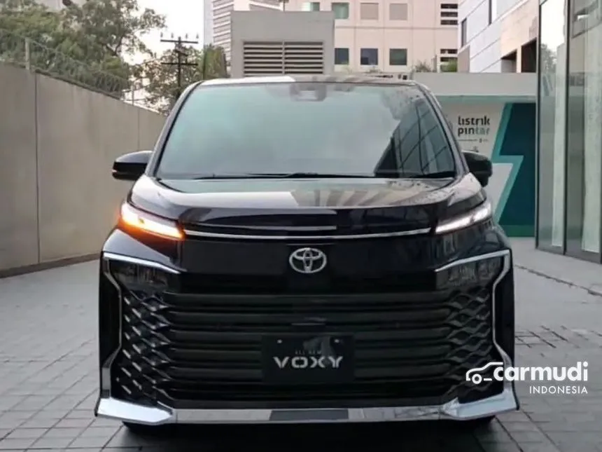 2024 Toyota Voxy Van Wagon