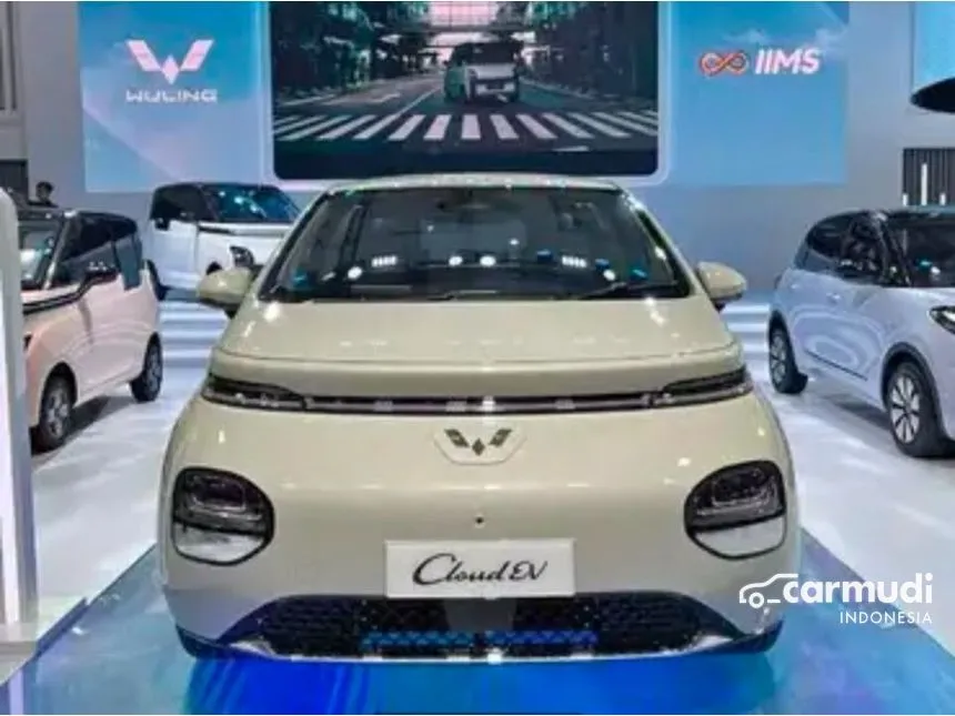 2024 Wuling Cloud EV EV Hatchback